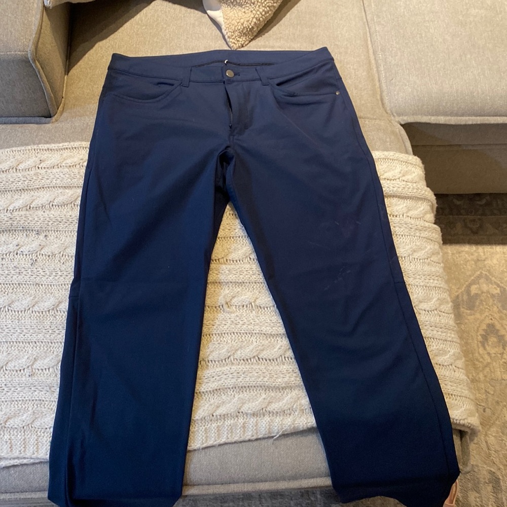 Navy blue Lululemon ABC pant size 32